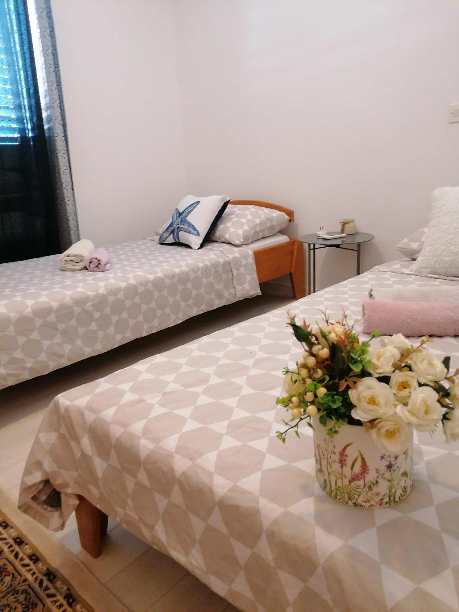 Vulinka Pension Hotel Drage Bagian luar foto