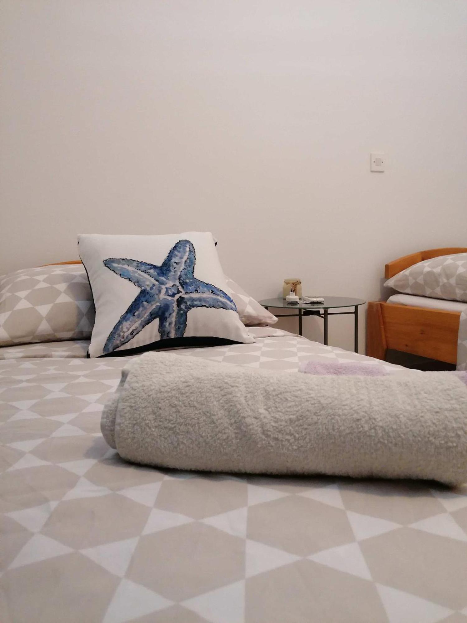 Vulinka Pension Hotel Drage Bagian luar foto