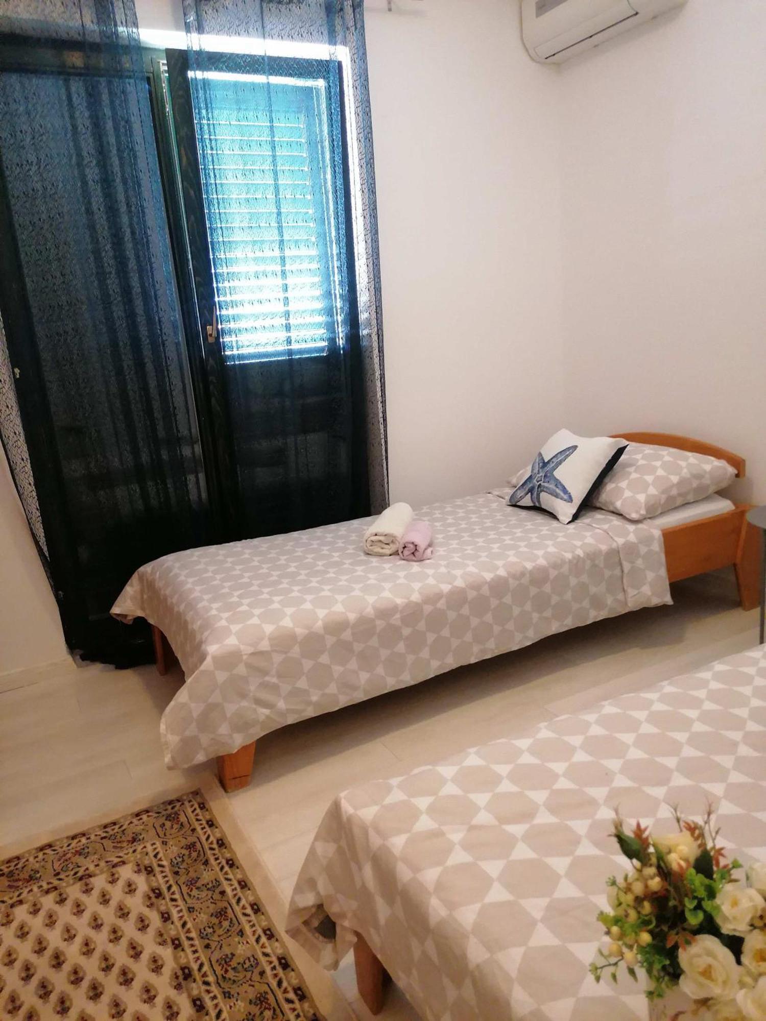 Vulinka Pension Hotel Drage Bagian luar foto