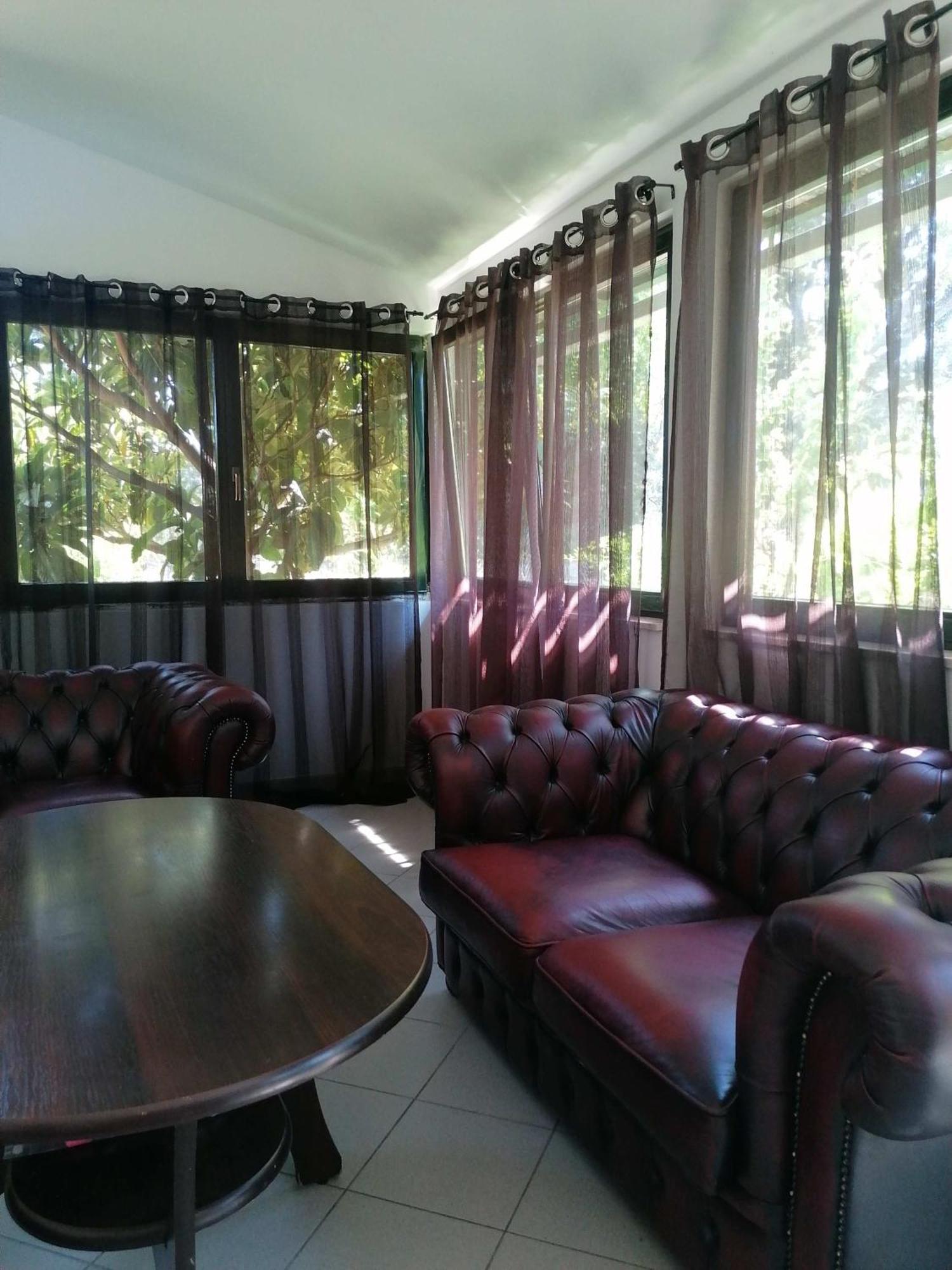 Vulinka Pension Hotel Drage Bagian luar foto