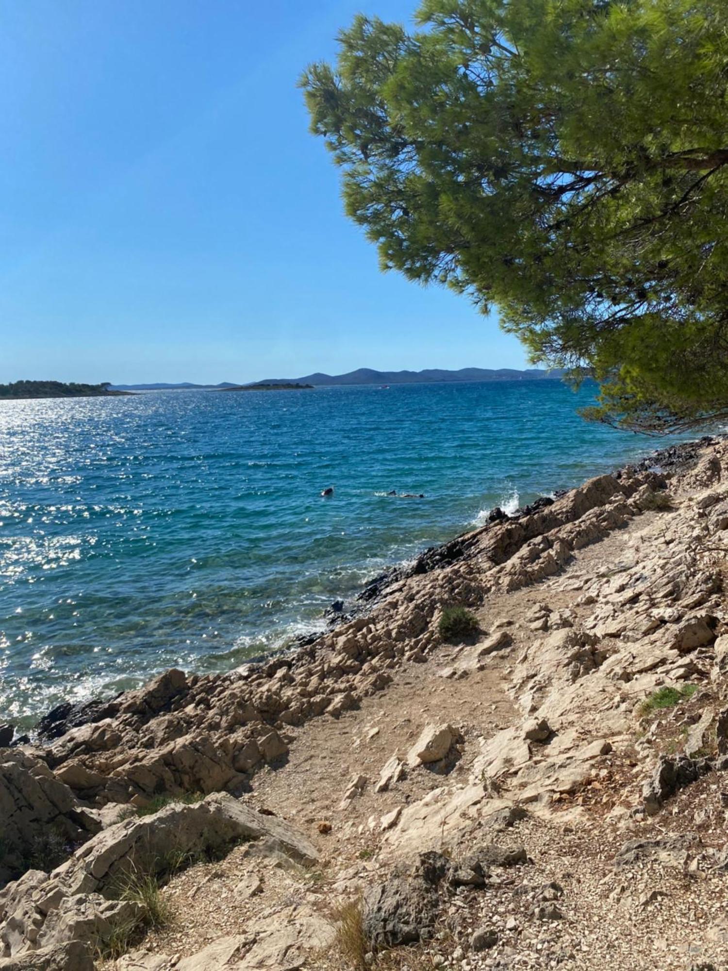 Vulinka Pension Hotel Drage Bagian luar foto