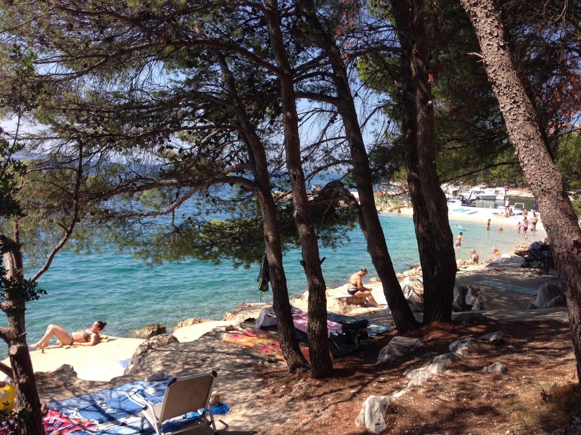 Vulinka Pension Hotel Drage Bagian luar foto