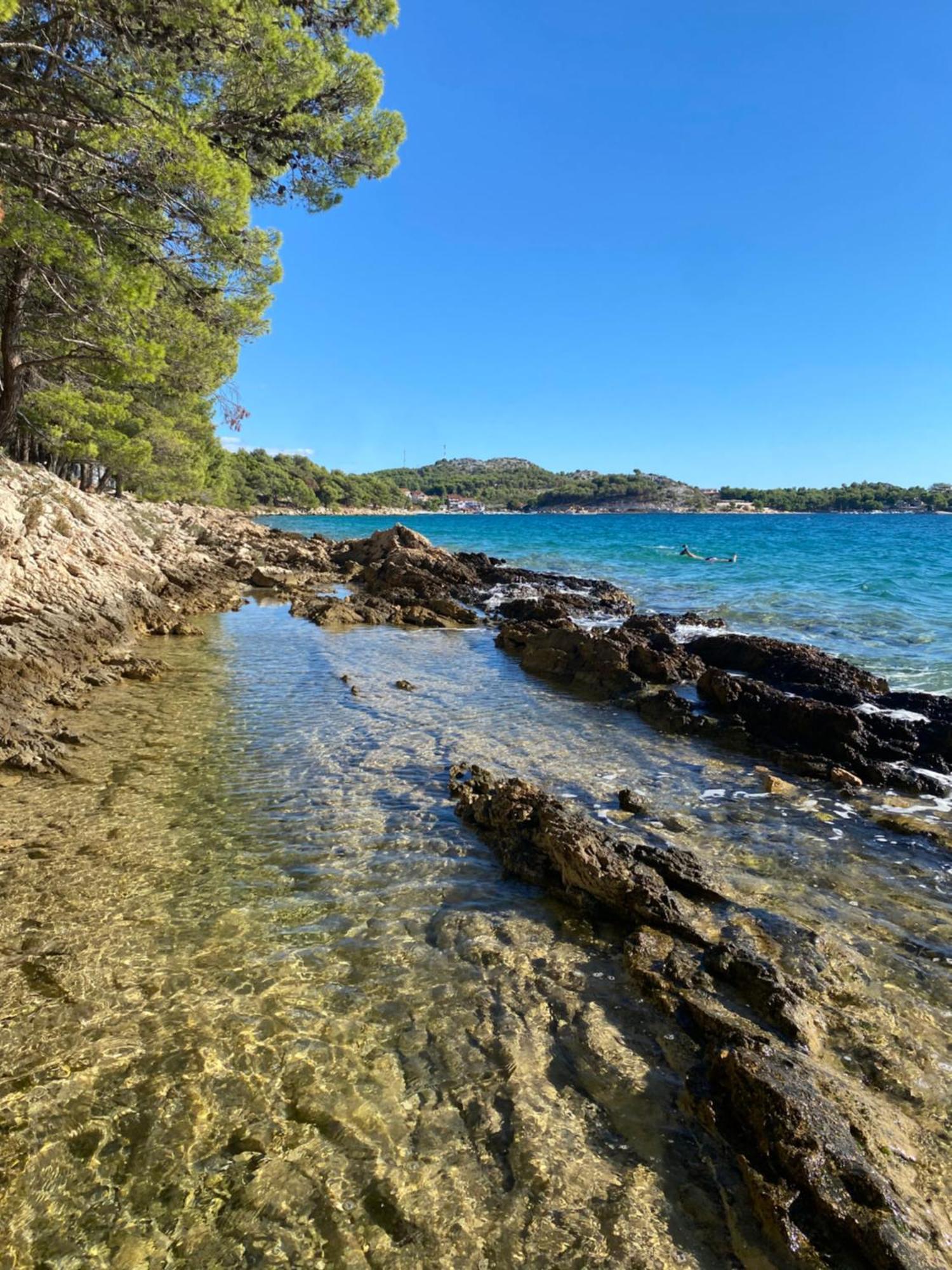 Vulinka Pension Hotel Drage Bagian luar foto